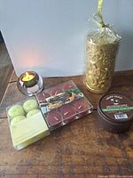 All items in lot displayed