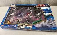 Front of sealed Motormax Sky Wings box showing all 12 aircraft