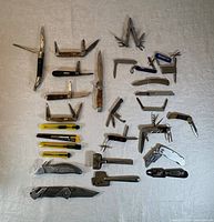All items laid out for overview