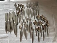 Full set laid out showing all 40 pieces in groups by type