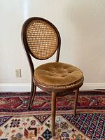 Full view of chair with cushion