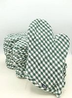 Stack showing mitt pattern and quantity