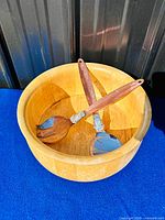 Top view of pine bowl with Coppercraft servers inside