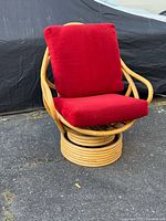 Front view showing chair with cushions