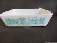 Side view showing Amish Butterprint pattern