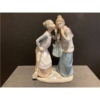 Front view of Lladro "Gossips" figurine