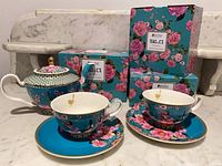 Complete tea set with original boxes