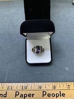 Ring in presentation box, frontal view