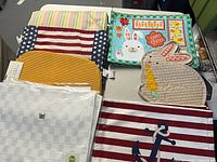 Overview of mixed placemat sets stacked