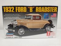 Front of sealed Lindberg 1932 Ford "B" Roadster model kit box
