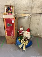 Tree box, decoration box, blue bag with plush figures and bow