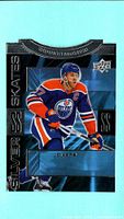 Front of Connor McDavid Silver Skates card