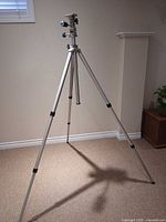 Full view of Vivitar 1301 tripod fully extended