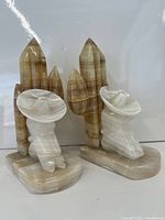 Front view of both onyx bookends