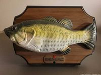 Front view of Big Mouth Billy Bass on plaque