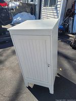 Front three-quarter view of cabinet closed