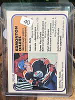 Front of card with Gretzky image and scoring stats