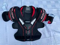 Bauer NSX JR M shoulder pads black/red