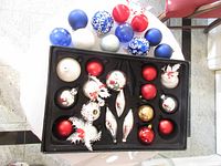 Boxed and loose ornaments overview