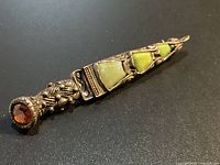 Full brooch angled view