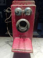 Front view showing bells and mouthpiece