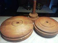 Overall view of two plate molds and cylindrical pieces