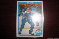 Front of 1982-83 O-Pee-Chee Mark Messier #117 card