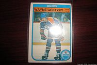Front view of Wayne Gretzky O-Pee-Chee card