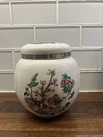 Front view of Sadler ginger jar showing Indian Tree pattern