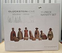Box front showing brand, product name and illustration of 11-piece set