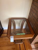 Top view showing glass inset and measurement note