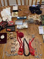 Full lot overview on table