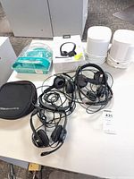 Overview of all items on table