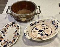 Overall view of bucket, Mason’s platter and Losol dish