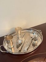 All items grouped on tray