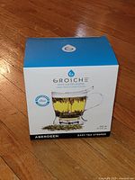 Front view of boxed Grosche Aberdeen Easy Tea Steeper