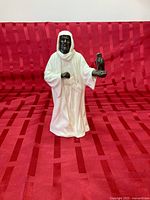 Front view of Minton The Sheikh figurine