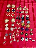 Overall view of all 25 pairs arranged in five rows