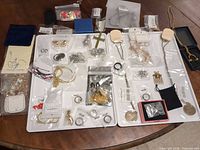 overview of trays holding all sealed jewellery pieces