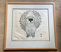 Full view of framed owl print