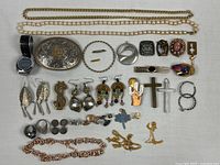 Full layout of all jewellery pieces