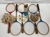 Full lot: 6 racquets, 2 nets, 5 shuttlecocks, tube