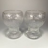 Two Iittala Kekkerit goblets side by side showing overall form and texture