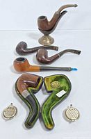 All five pipes, stand, case, two screens overview