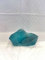 Front view showing etched loon design