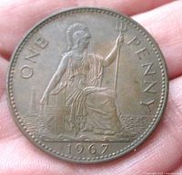 Reverse showing Britannia seated, date 1967