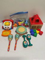 Group shot showing all items in lot