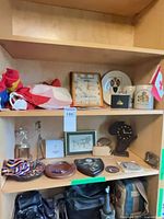 Shelving unit with entire assortment visible