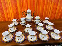 Full set laid out showing all components