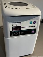 Front view of Black & Decker bread maker closed